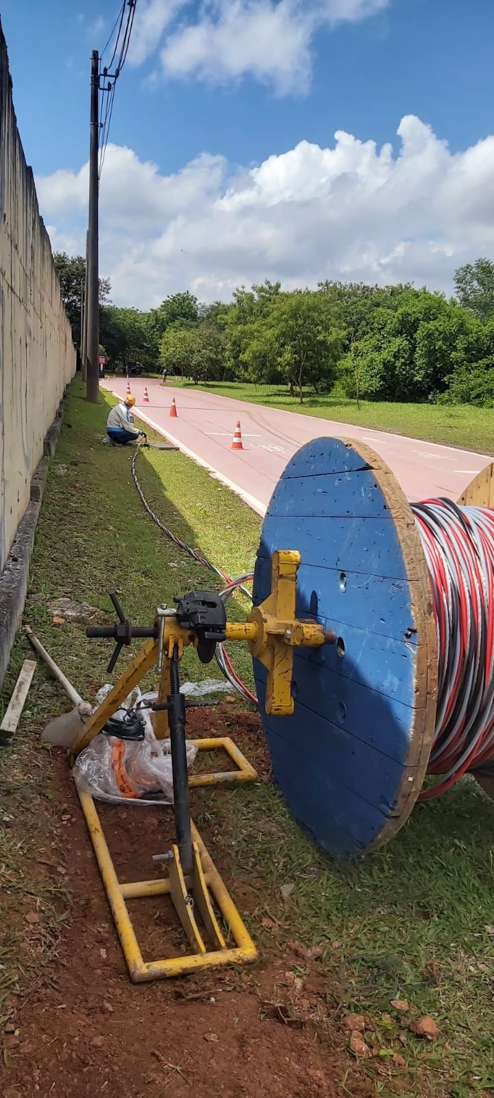 Foto do serviço: Sistemas de alimentação circuito elétrico ciclovia